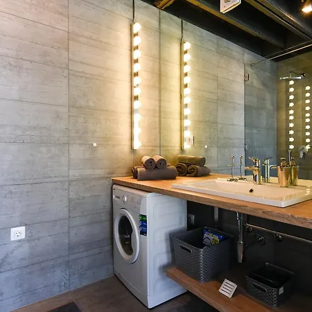 Deluxe Santa Lucia *