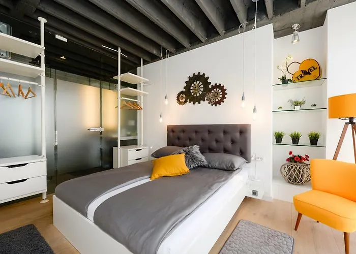 Deluxe Santa Lucia * Zára